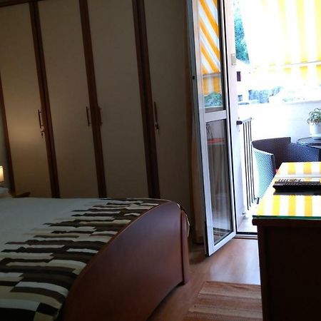 Apartment Tatjana Vis Eksteriør bilde